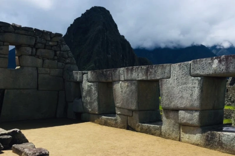 machu picchu buildings
